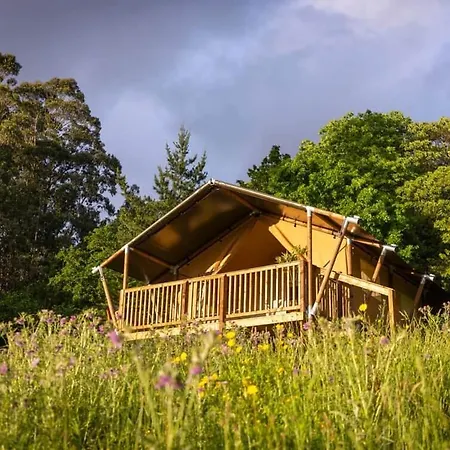 A Tenda By Naterra-between Ocean And Mountains